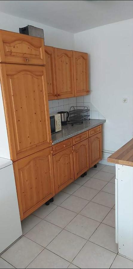 Visszavar-Lak Privat Berlemeny Bytom Extérieur photo